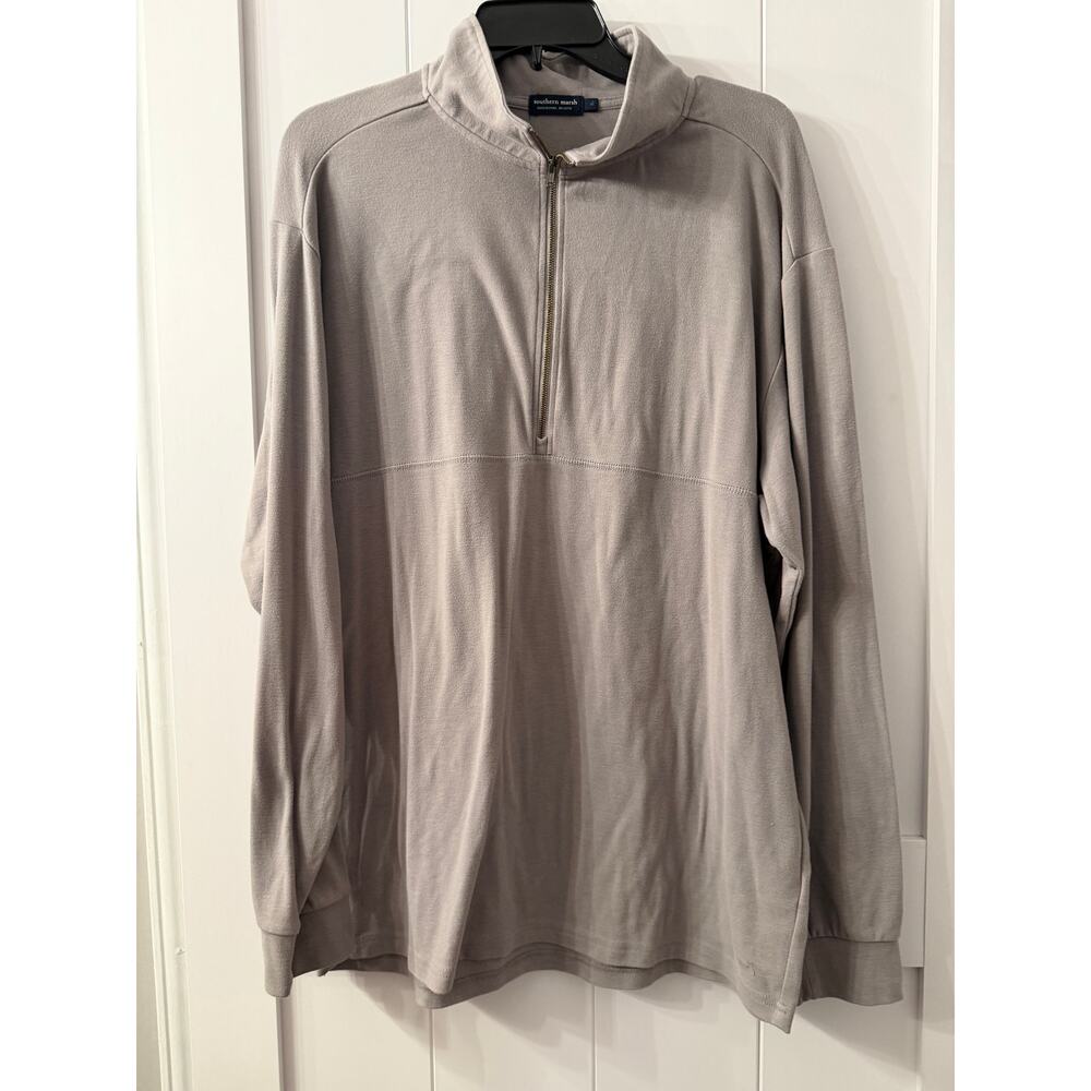 Southern Marsh quarter-zip pullover in men’s size XL in beige